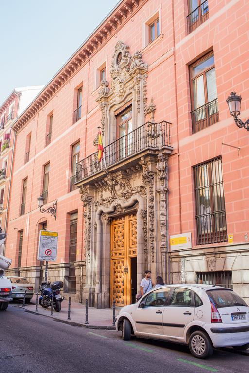 Apartamentos Madrid Centro Екстер'єр фото