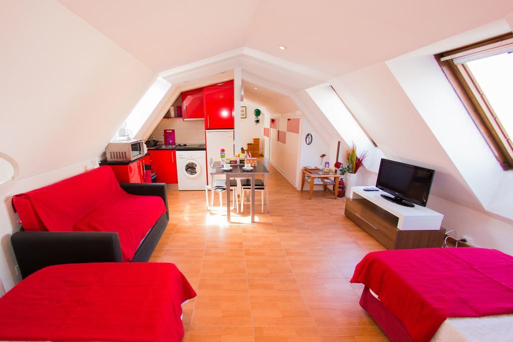 Apartamentos Madrid Centro Екстер'єр фото