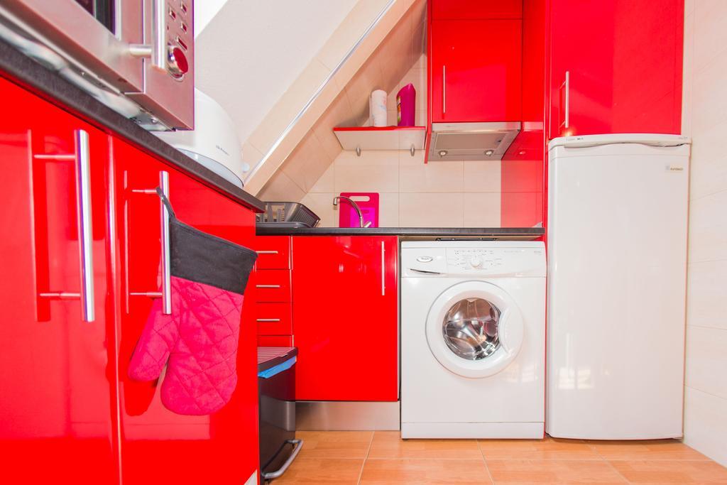Apartamentos Madrid Centro Екстер'єр фото